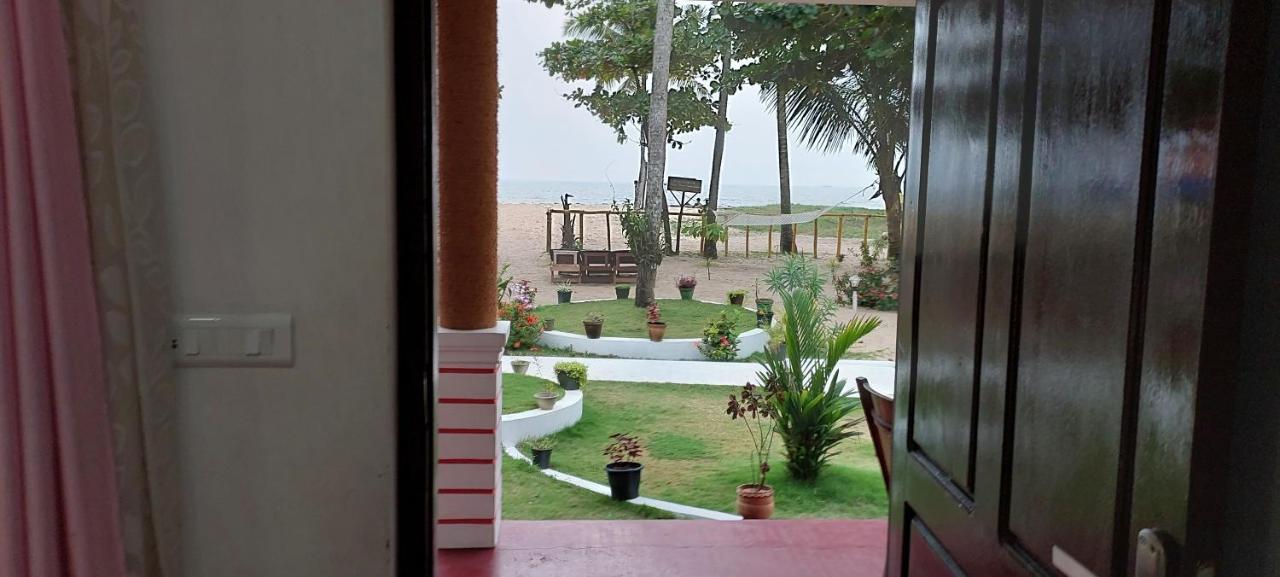 Marari Phoenix Beach Homestay Mararikulam Kültér fotó