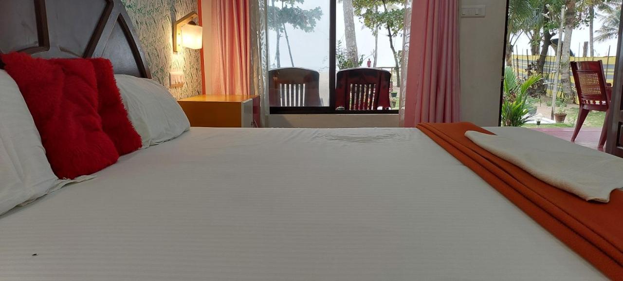 Marari Phoenix Beach Homestay Mararikulam Kültér fotó