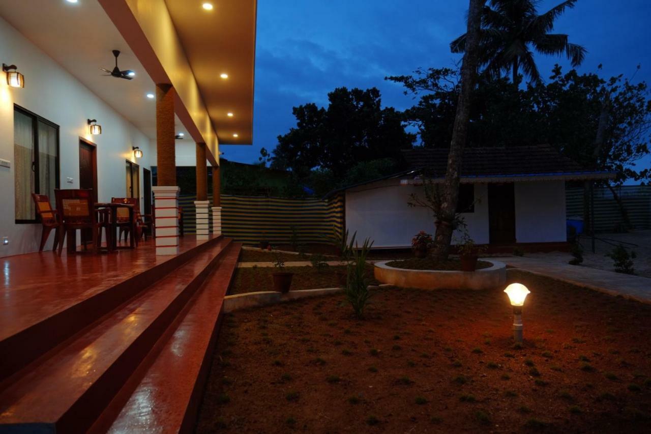 Marari Phoenix Beach Homestay Mararikulam Kültér fotó