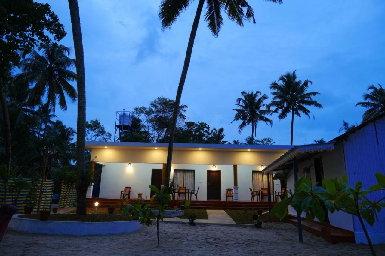 Marari Phoenix Beach Homestay Mararikulam Kültér fotó