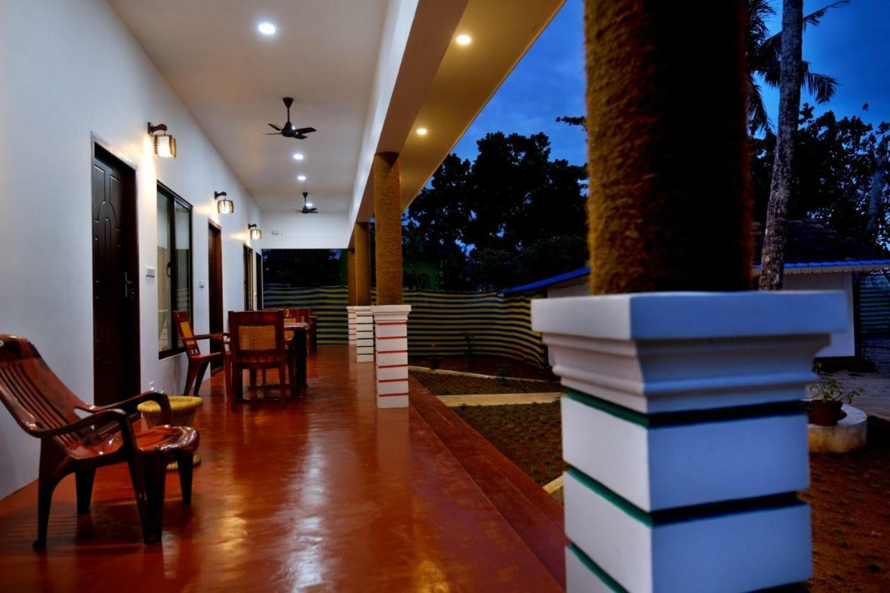 Marari Phoenix Beach Homestay Mararikulam Kültér fotó